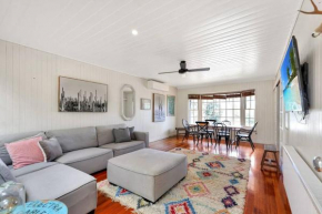 Dare Street Family Getaway- Walk to beach + shops Ocean Grove